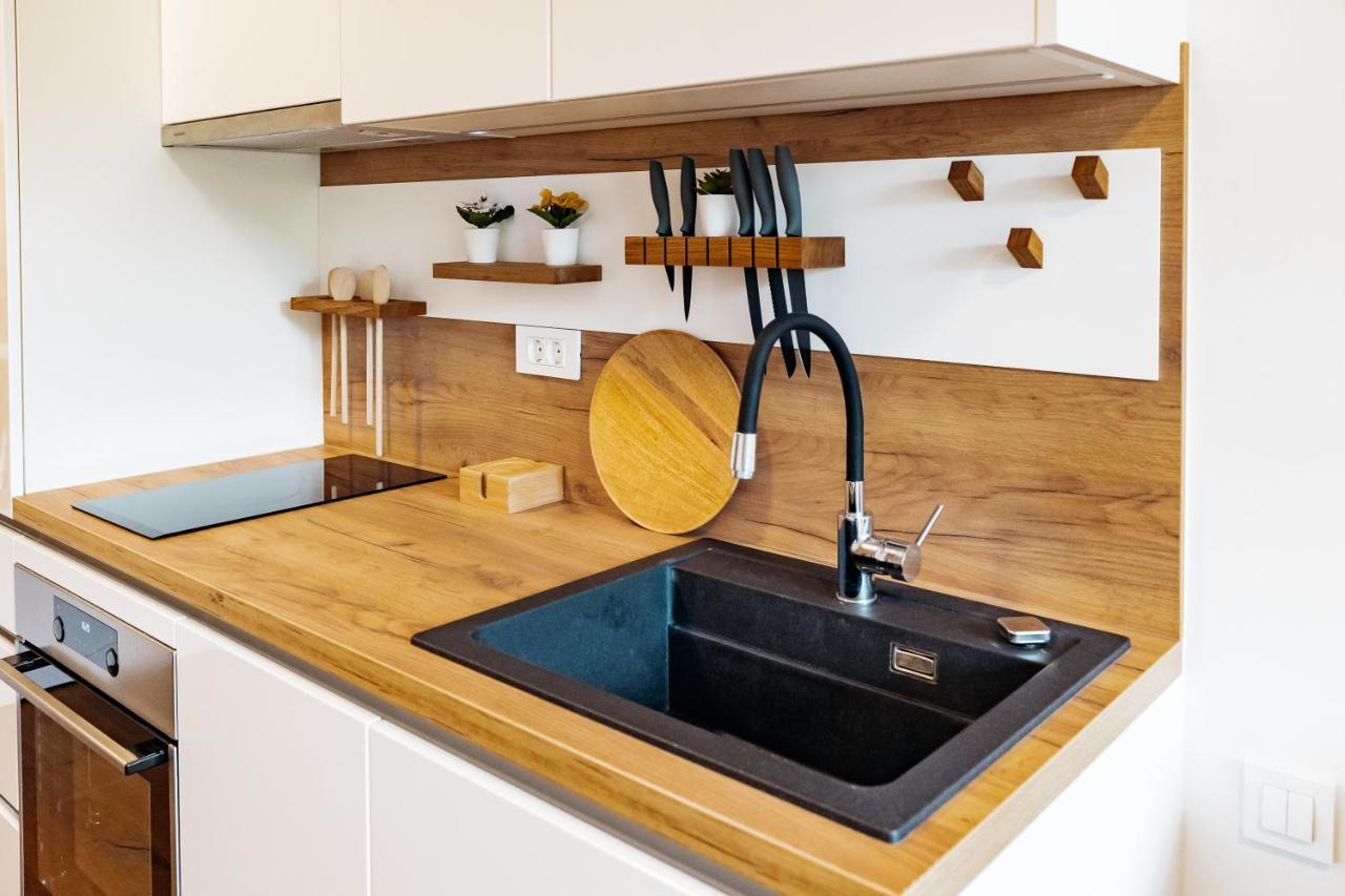 Woody - Comfy Apartment In Siska Любляна Екстер'єр фото